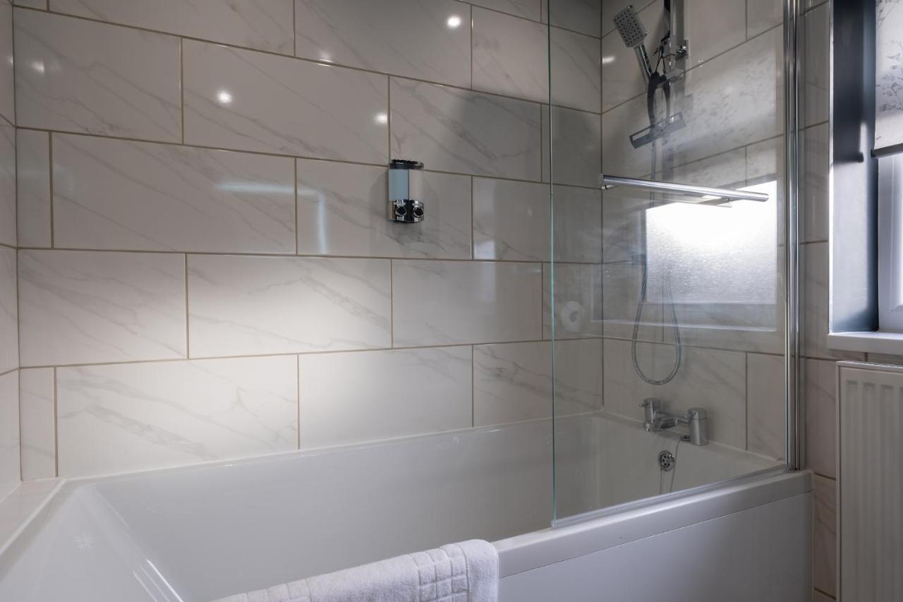 Hazel House Daire West Bromwich Dış mekan fotoğraf